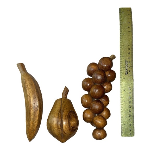 Vintage Mid-century Modern Wooden Fruit Set in Brown - Picture 4 of 5
